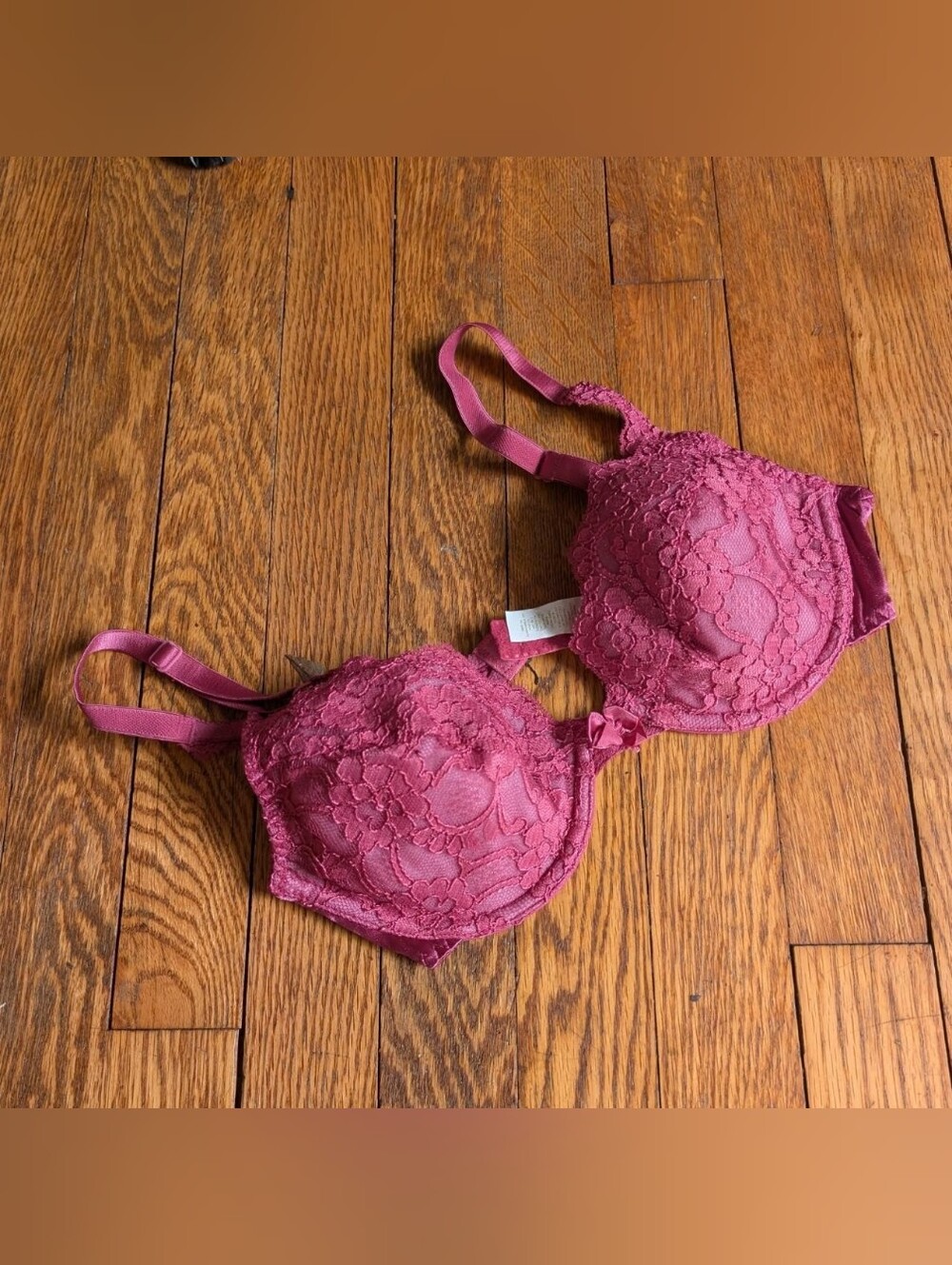 Vintage 80's Victoria's Secret Gold Label Lace Underwire Bra